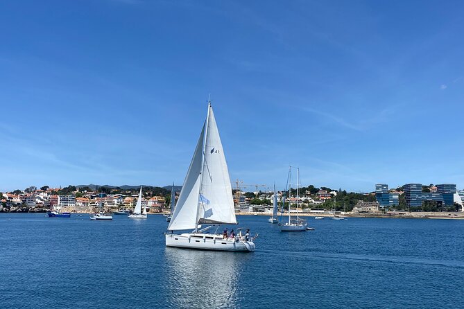Cascais Romantic Luxury Private 2h Cruise with sparkling wine - Who will enjoy this most
