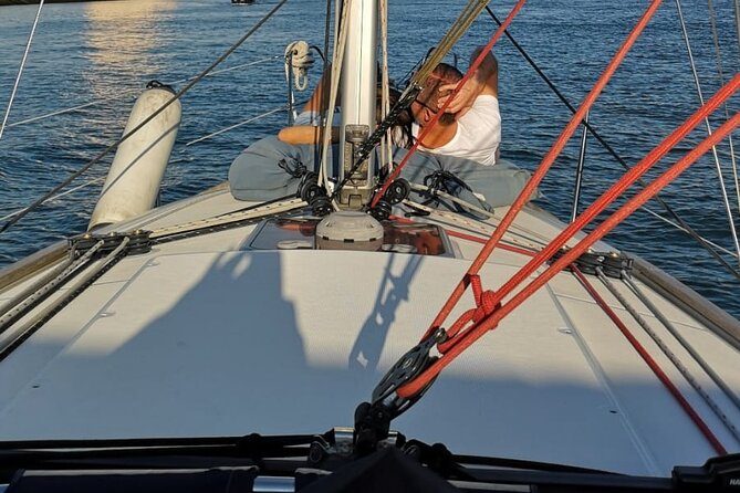 Cascais Romantic Luxury Private 2h Cruise with sparkling wine - Should you book the Cascais cruise?