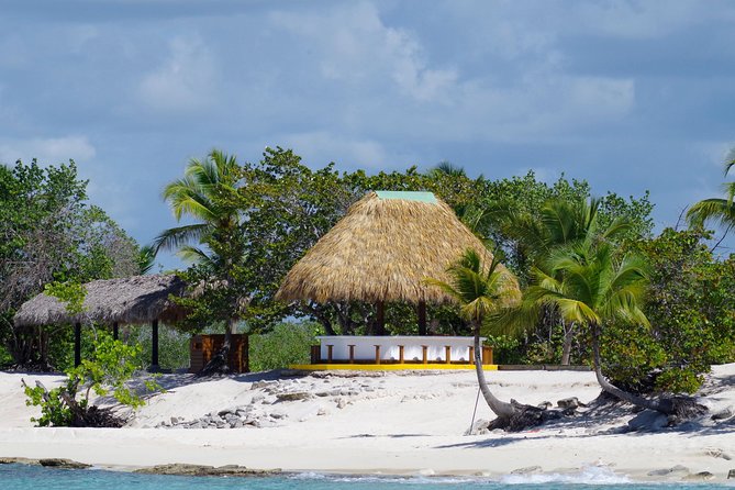 Catalina Island - Snorkeling tour on a luxury catamaran - The Catalina to Bayahibe return