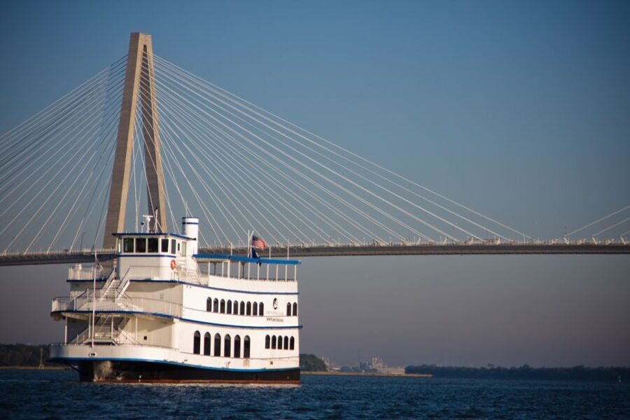 Charleston: Luxury Harbor Dinner Cruise - Dinner service and what you may eat