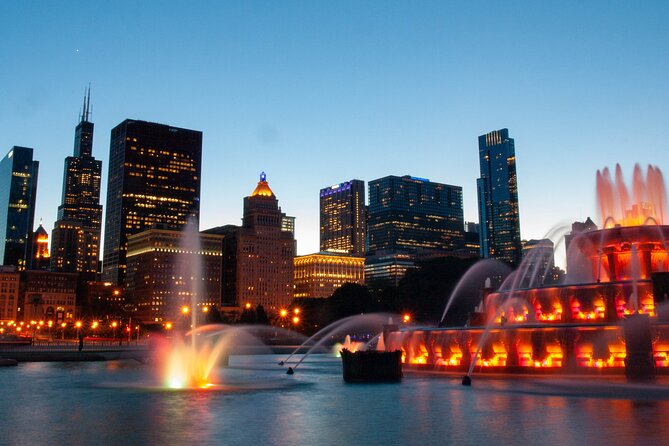Chicago 4-Hour Sightseeing Transfer by Luxury Private Sedan - The Difference Between a Driver and a Guide