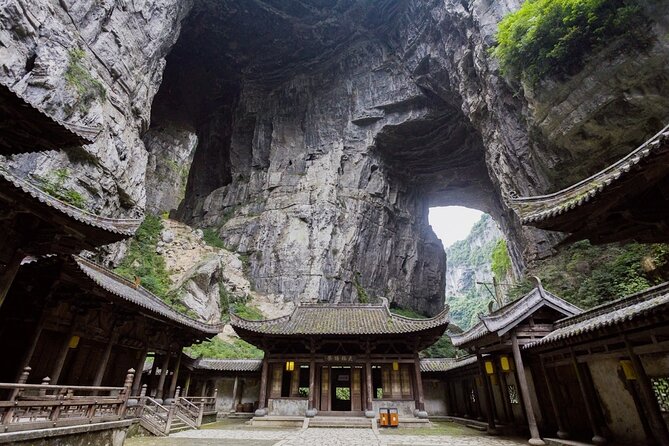 Chongqing Wulong: All inclusive luxury private trip to 2 spots - Key points at a glance