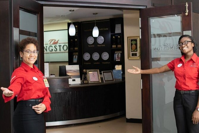 Club Kingston VIP Lounge & Priority Entry at Norman Manley - Jamaican food, Red Stripe, and what to expect from the menu