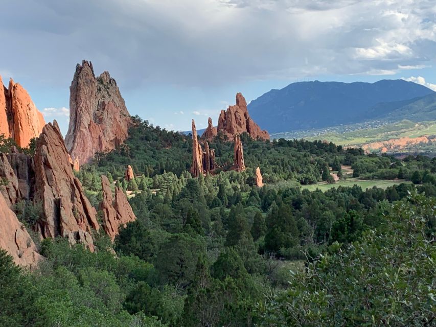 Colorado Springs: Garden of the Gods Luxury Jeep Tour - Riding in a luxury Jeep