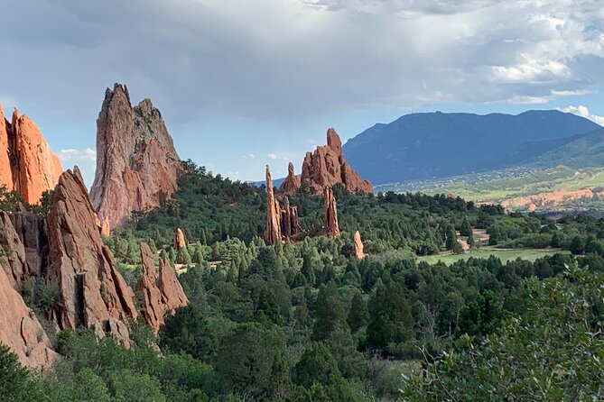 Colorado Springs: Garden of the Gods Luxury Jeep Tours - Manitou Springs adds a different mood