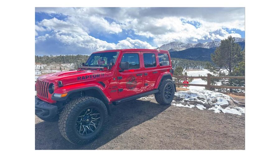 Colorado Springs: Pikes Peak Luxury Jeep Tour - Key things to know before booking