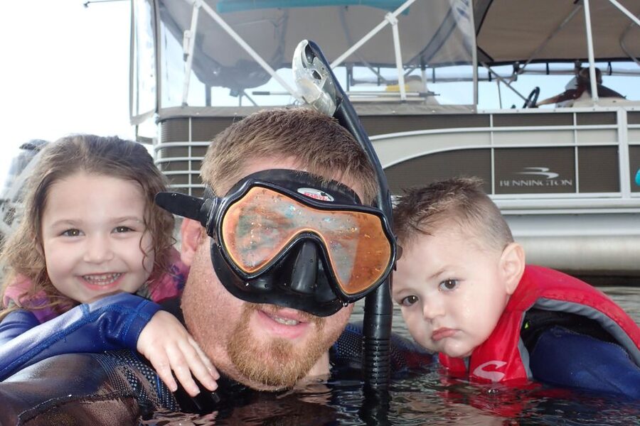 Crystal River: VIP Manatee Swim w/ In-water Photographer - What $119 buys you