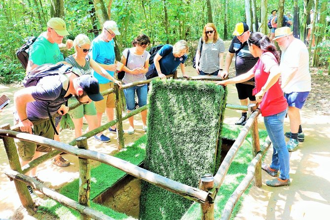 Cu Chi Tunnels - Half Day Luxury Tours - Entering the Tunnel System