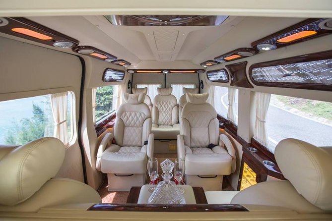 Da Nang To Hoi An Transfer By Limousine Dcar Luxury - Airport pickup, name boards, and the first ten minutes