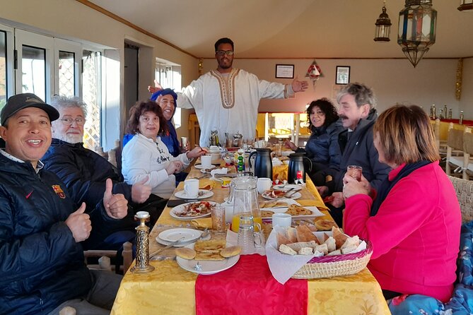 Day Trip and one night in Luxury camp merzouga - Sandboarding between sunset and dinner
