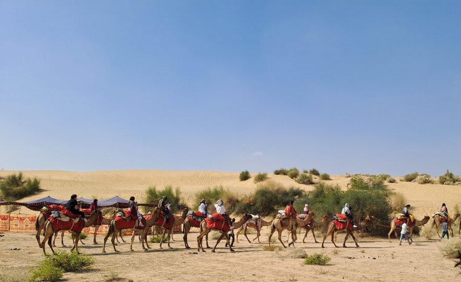 Desert Rose Jaisalmer: Luxury Tent In Thar Desert - Jeseri Lake and the road to the dunes
