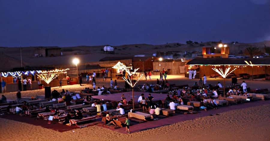 Desert Safari - Private 4WD car - Tanura, belly dance, and fire-show entertainment
