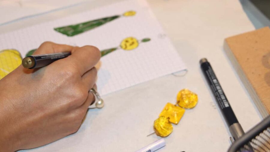 Design Luxury Jewelry in le Marais, in the heart of Paris! - Meeting Mona in central Le Marais