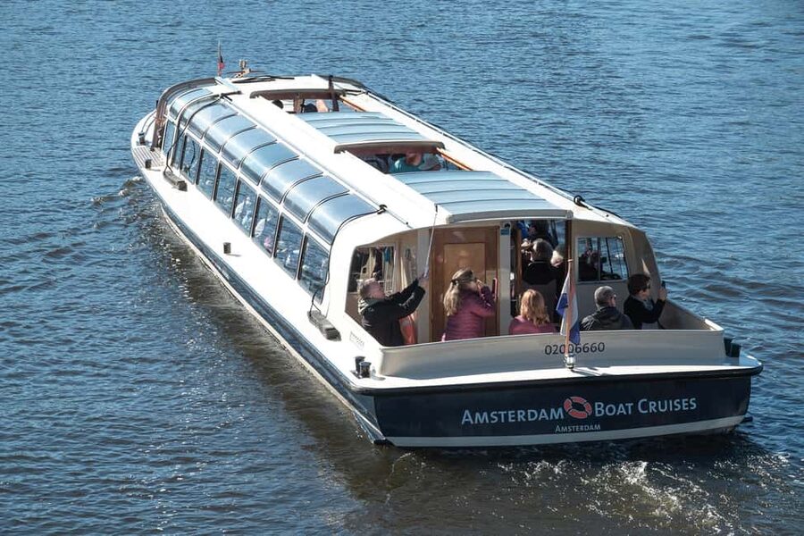 Discover Amsterdam: Luxury Canal Cruise with a Local Skipper - Comfort, drinks, and the small details