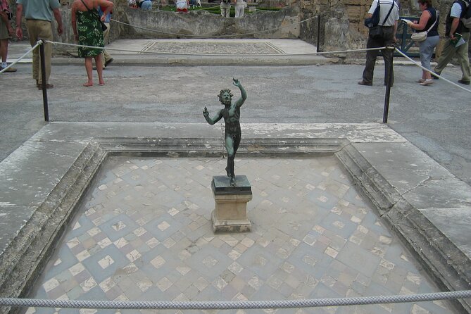 Discovering Pompeii and Herculaneum - VIP Tour with Lunch - Is $253.43 a fair price?