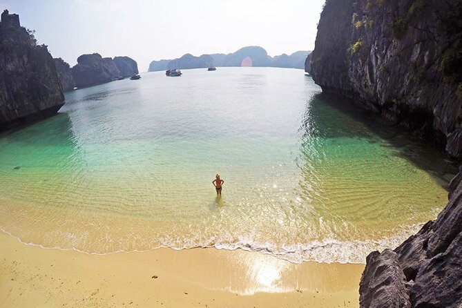 Dora Cruise – Best 2D1N Luxury Cruise in Halong & Lan Ha Bay - Day one: From Halong Bay into Lan Ha Bay