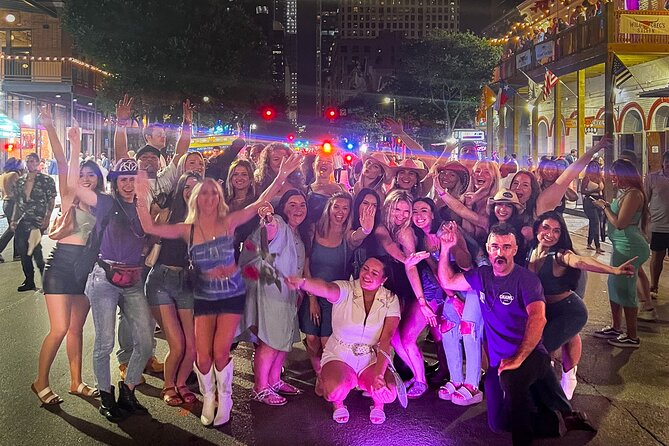 Downtown Austin VIP Bar & Club Crawl - Music, games, and the role of the guides