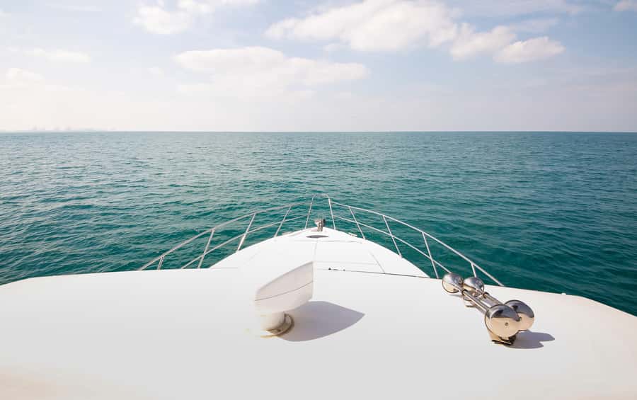 Dubai: Atlantis and Burj Al Arab Cruise on Luxury Yacht - Service, photos, and the private-group feel