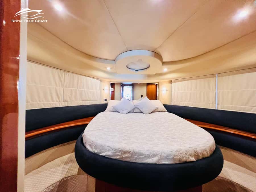 Dubai: Azimut 42 Feet Private Luxury Yacht Cruise - Food planning and what you receive