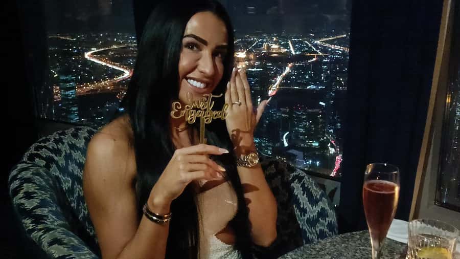 Dubai: Burj Khalifa VIP Sunset Tour with Porsche Transfer - What the $1,999 price really buys