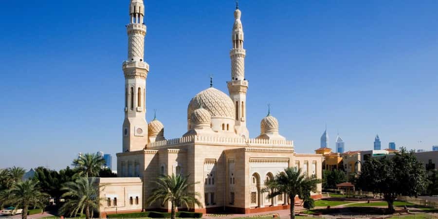 Dubai: City Tour with Professional Guide in Luxury Car - A flexible guide makes the difference
