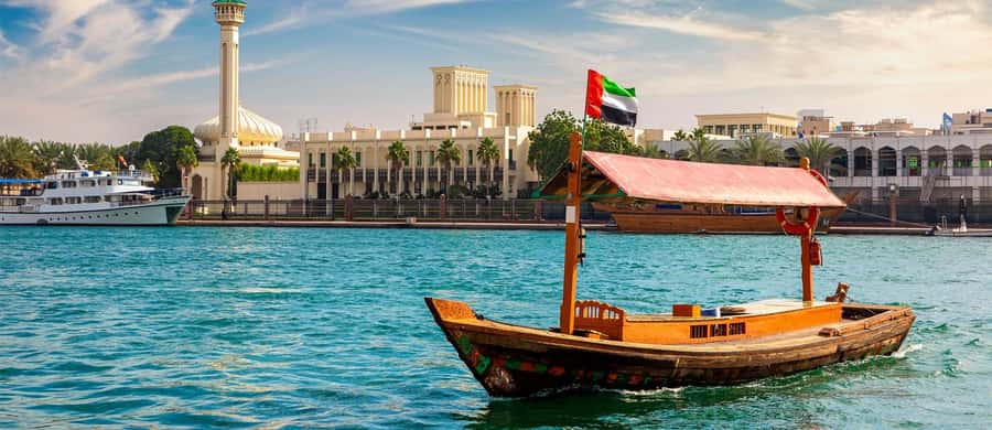 Dubai: City Tour with Professional Guide in Luxury Car - Palm Jumeirah and Atlantis turn the route toward modern Dubai