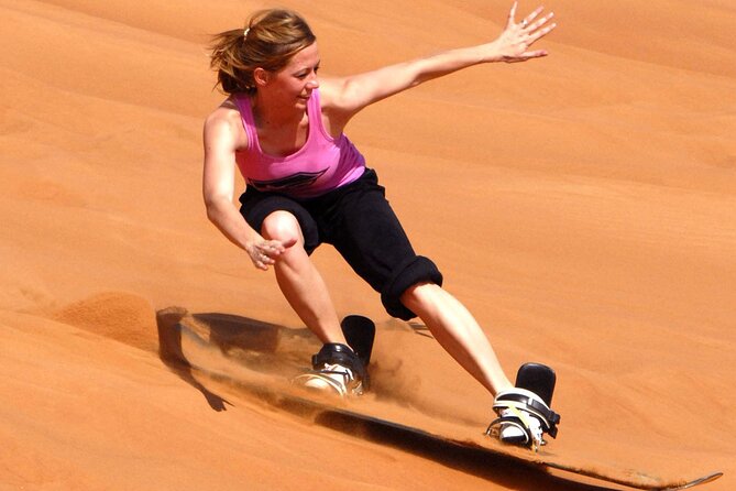 Dubai Evening 4x4 VIP Desert Safari ,Table Service BBQ Dinner - The 3:00 pm pickup and shared Land Cruiser ride