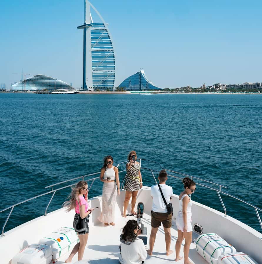 Dubai Harbor: Luxury Yacht Tour with BBQ Options - What the BBQ option adds