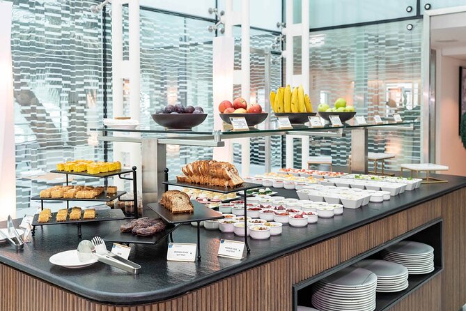 Dubai International Airport (DXB) T3/T1/T2 VIP Lounge Access - The Price: Good for a Long Connection, Weak for a Short One