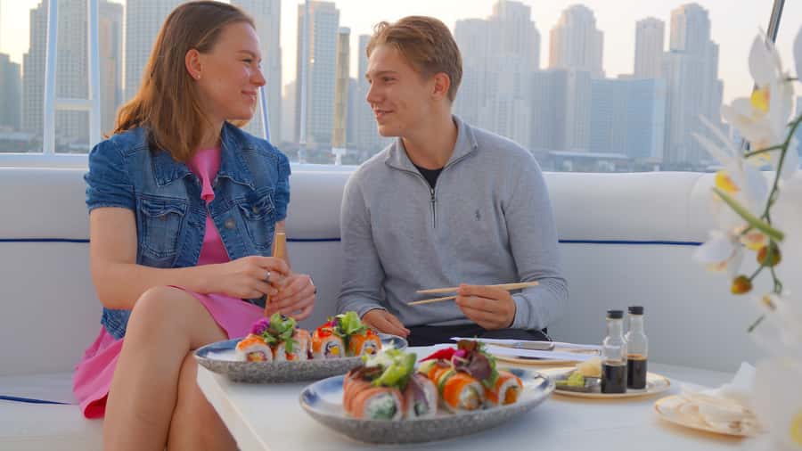 Dubai: Luxury Private 50 FT Yacht Cruise + Optional Sushi - Choosing your Dubai skyline route