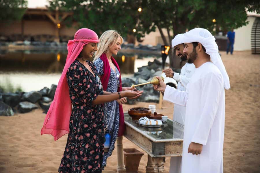 Dubai: Luxury Safari with Michelin-Curated 5-Course Dinner - Fire and aerial acrobatics after dark