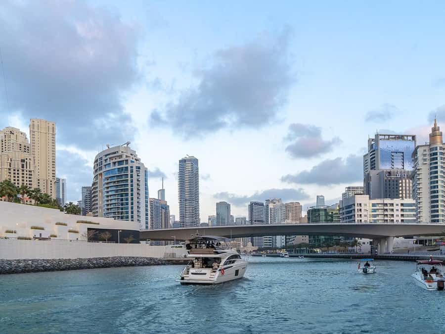 Dubai: Luxury Sunset Yacht Tour with Snacks and Drinks - Dubai Marina sets the tone
