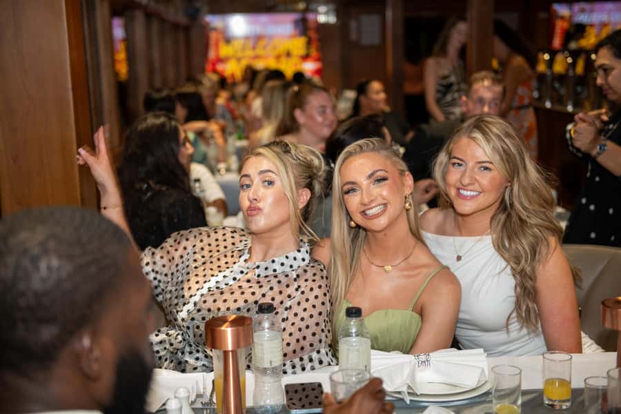 Dubai Marina: Luxury Dinner Cruise, Live Show, Open Bar & DJ - The route through Dubai’s waterfront icons