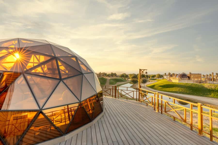 Dubai: Overnight Safari with Luxury Dome Stay & Stargazing - Dune driving and sandboarding on the red dunes