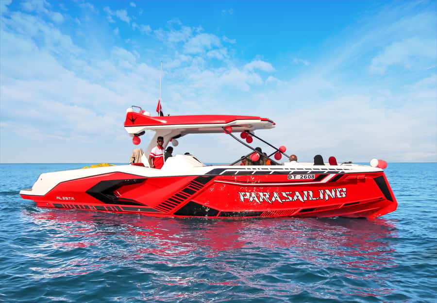 Dubai: Private Luxury Boat with Sightseeing Tour - What You See Along the Coast