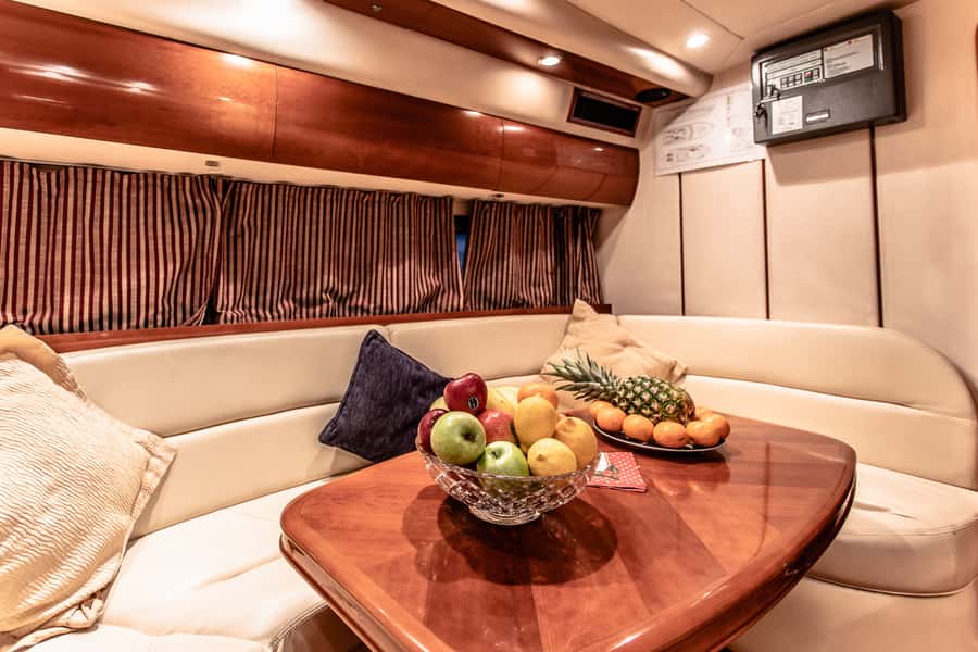 Dubai: Private Luxury Everest Yacht Cruise from Dubai Marina - Who gets the best value from the $136 group price