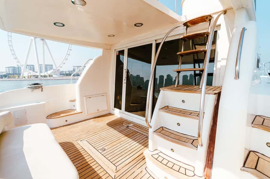 Dubai: Private Luxury Yacht Tour on a 50-Foot Yacht - A private view of Dubai from Marina Walk