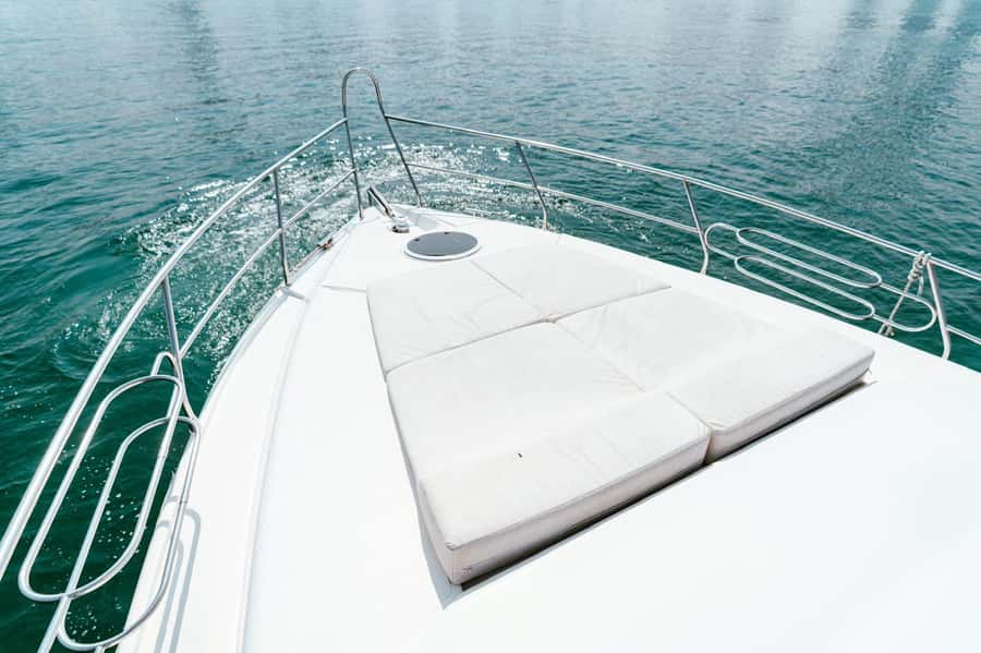 Dubai: Private Luxury Yacht Tour on a 50-Foot Yacht - Ain Dubai and the return toward the marina