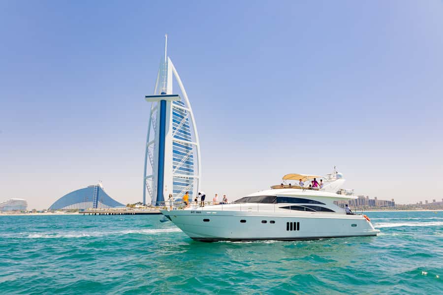 Dubai: The Luxury Yacht Tour with Live BBQ Option - Crew service and small touches
