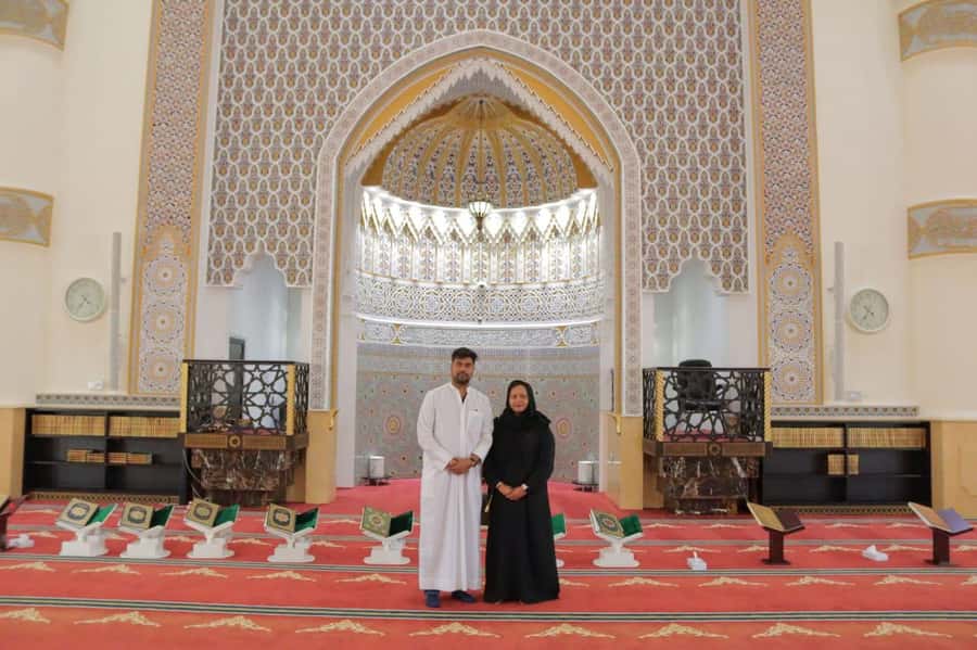 Dubai: VIP Private City Tour with Burj Khalifa Entry Tickets - The professional photos are a useful extra