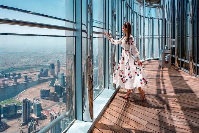 Dubai VIP Sunset Tour With B.Khalifa & Armani Dinner - The guides and the private group format