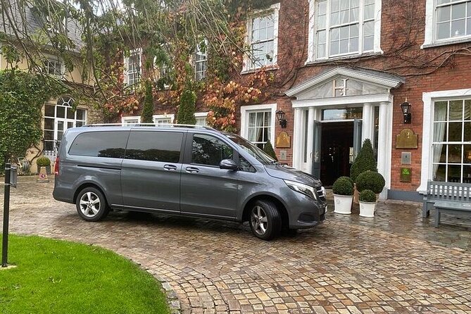 Dublin Airport Transfers: Luxury Transfer To/From DUB Per Vehicle - From arrivals hall to your Dublin address