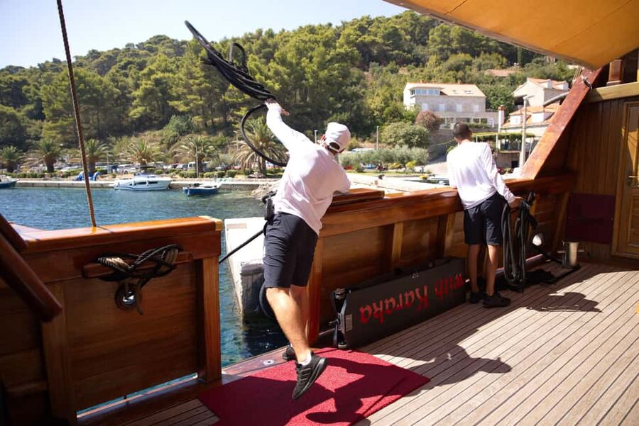 Dubrovnik: Elaphiti Island Luxury Pirate Ship Cruise - Why the Karaka makes this island cruise different