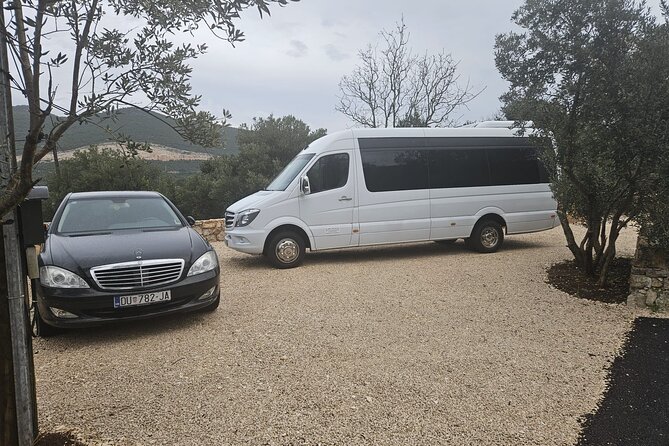 Dubrovnik to Split luxury transfer with 5course LUNCH INCLUDED - Comfort, group size, and service