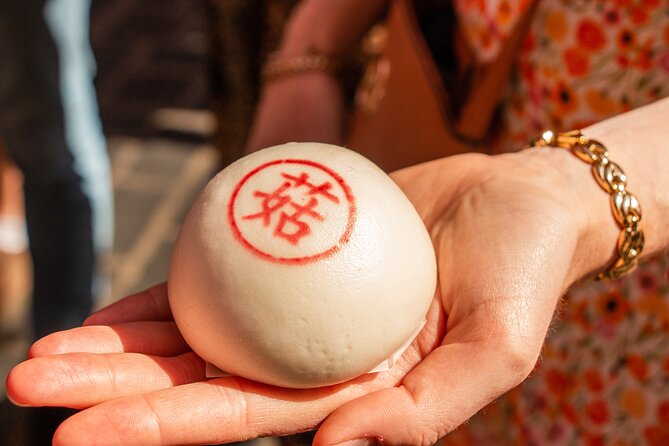 Eating London: Twilight Soho VIP Food & Drinks Tour - Why Soho works so well for a food tour
