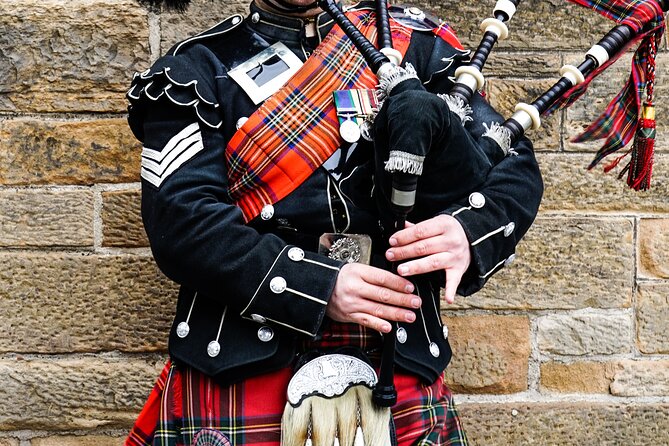 Edinburgh: Stirling Castle & Loch Lomond Private Luxury Day Tour - What the $619.24 price buys you