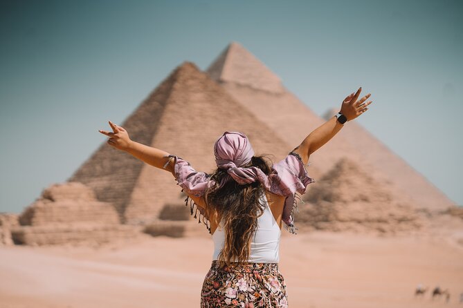 Egypt Luxury Photoshoot & Full Day Private Day Tour at Giza - Khan el Khalili and Mouiz Street after the museum