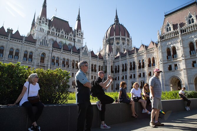 Exclusive Budapest City Tour by Luxury Car - Half Day - FAQ