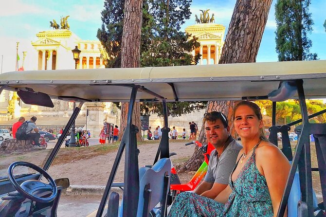 Exclusive Golf Tour Private VIP with Local & Gelato o Wine - Why a golf cart works well in central Rome
