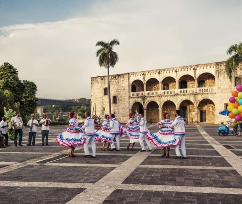 Exclusive VIP Excursion: Santo Domingo from Punta Cana – Private Service - Guides, languages, and the value of expert commentary